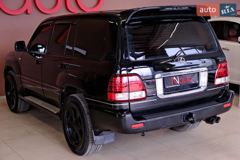 Позашляховик / Кросовер Lexus LX 2003 в Одесі