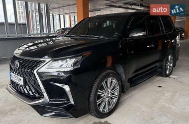 Внедорожник / Кроссовер Lexus LX 2016 в Киеве