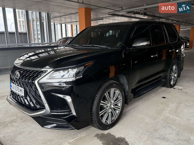 Внедорожник / Кроссовер Lexus LX 2016 в Киеве