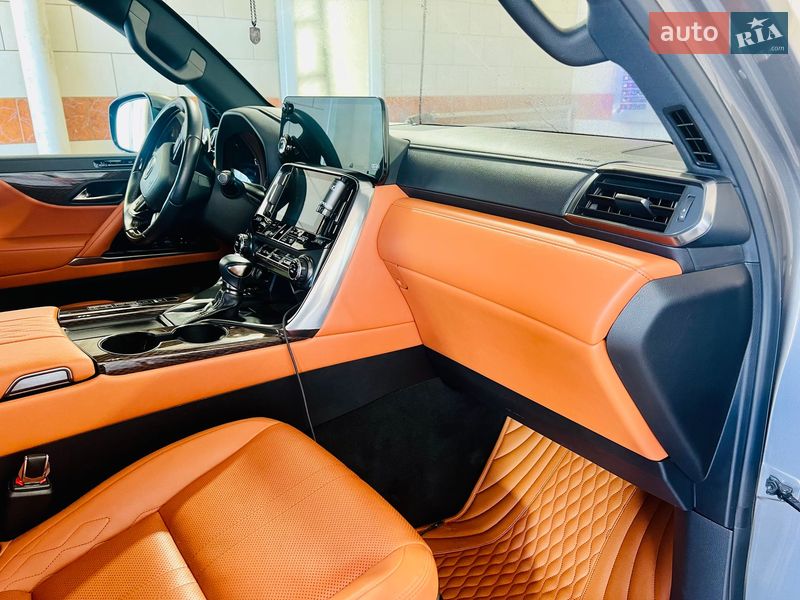 Внедорожник / Кроссовер Lexus LX 2023 в Виннице