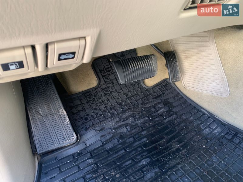 Позашляховик / Кросовер Lexus LX 2006 в Хмельницькому