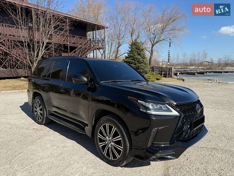 Внедорожник / Кроссовер Lexus LX 2016 в Днепре