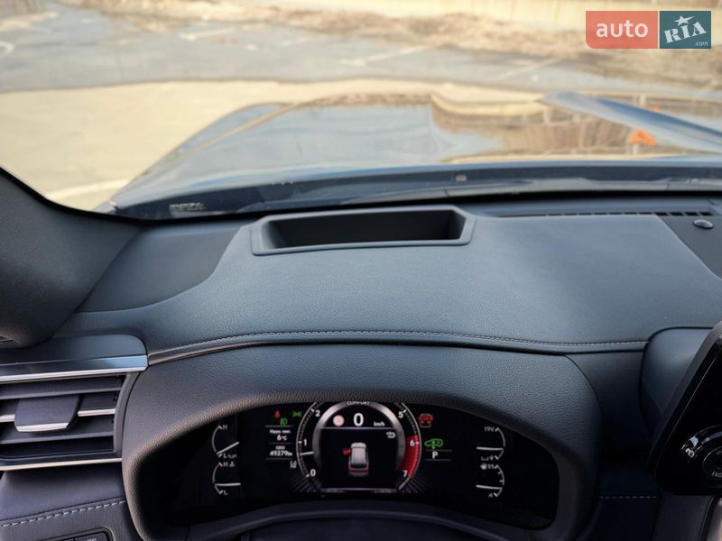 Внедорожник / Кроссовер Lexus LX 2023 в Киеве