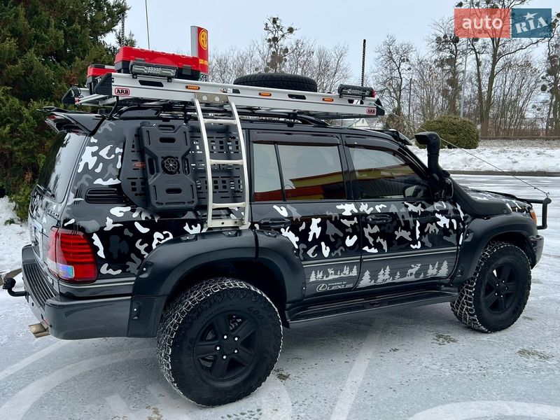 Позашляховик / Кросовер Lexus LX 2004 в Рівному