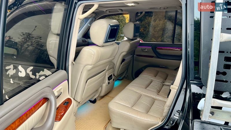 Позашляховик / Кросовер Lexus LX 2004 в Рівному