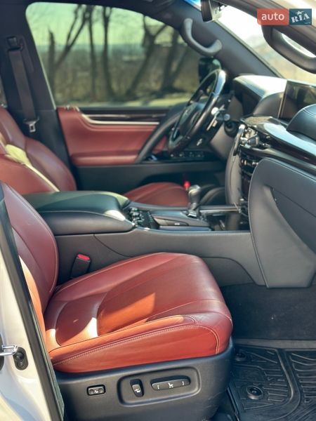 Внедорожник / Кроссовер Lexus LX 2019 в Виннице