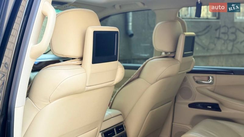 Внедорожник / Кроссовер Lexus LX 2013 в Одессе
