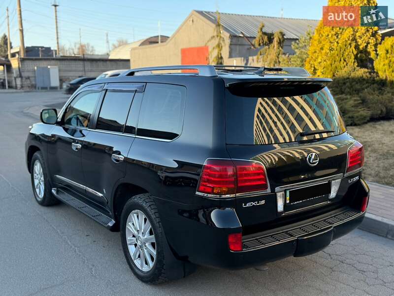 Внедорожник / Кроссовер Lexus LX 2008 в Днепре