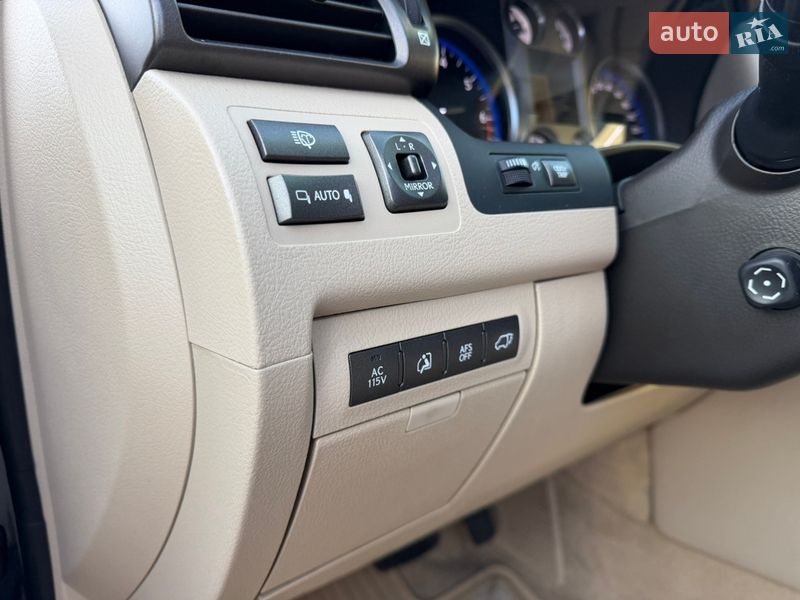 Внедорожник / Кроссовер Lexus LX 2008 в Днепре