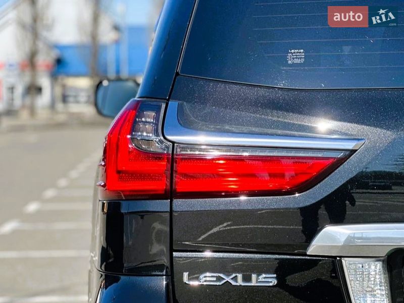 Внедорожник / Кроссовер Lexus LX 2015 в Киеве