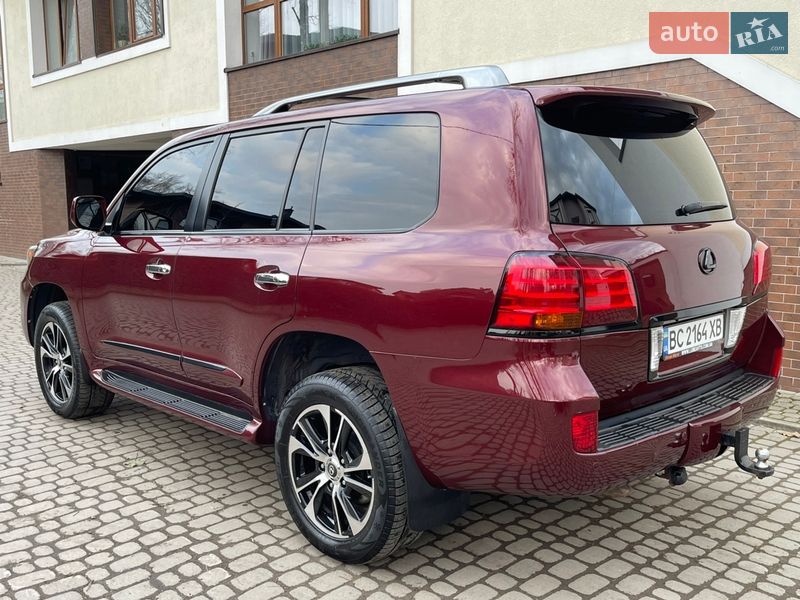 Внедорожник / Кроссовер Lexus LX 2011 в Львове