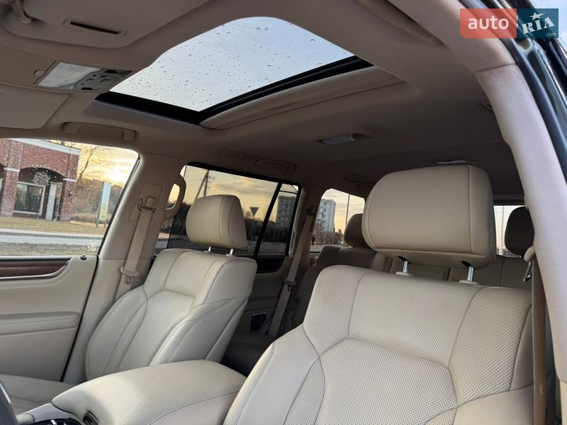Позашляховик / Кросовер Lexus LX 2021 в Києві