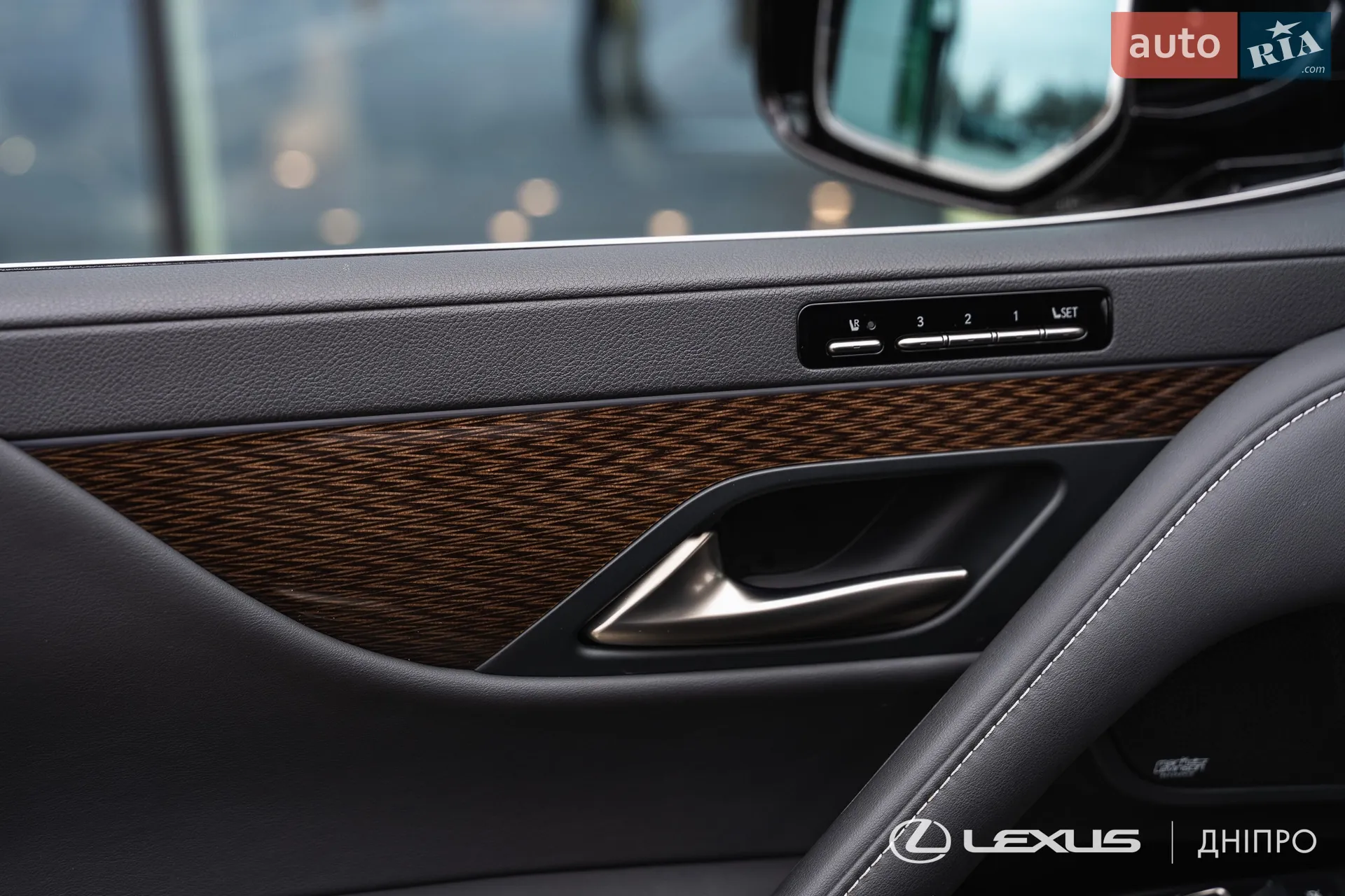2023 Lexus LX - мініатюра 19