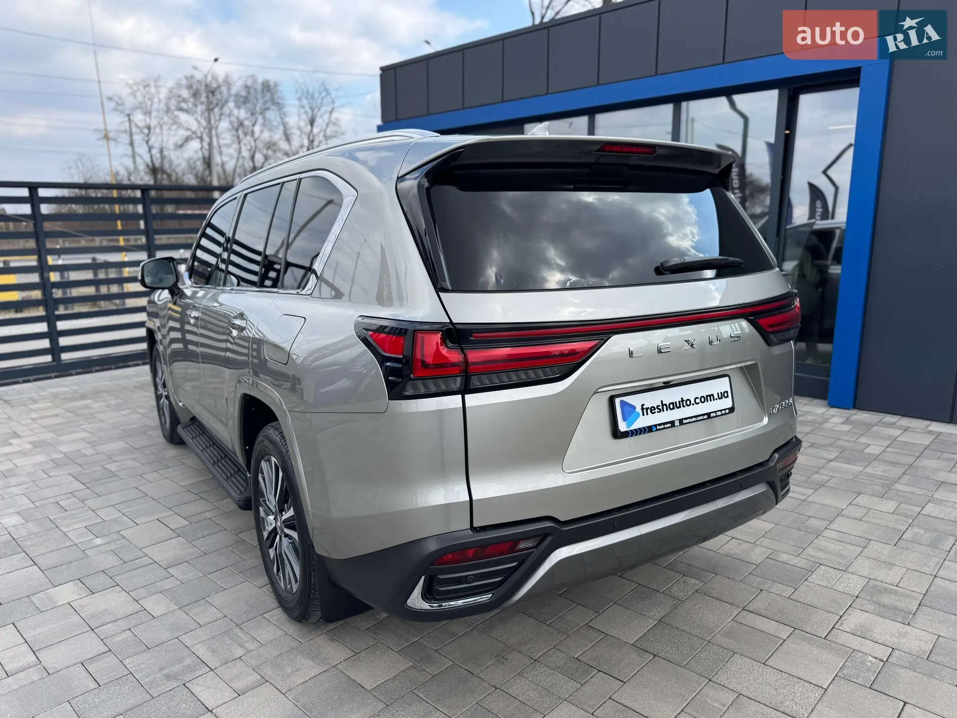 2022 Lexus LX - мініатюра 10