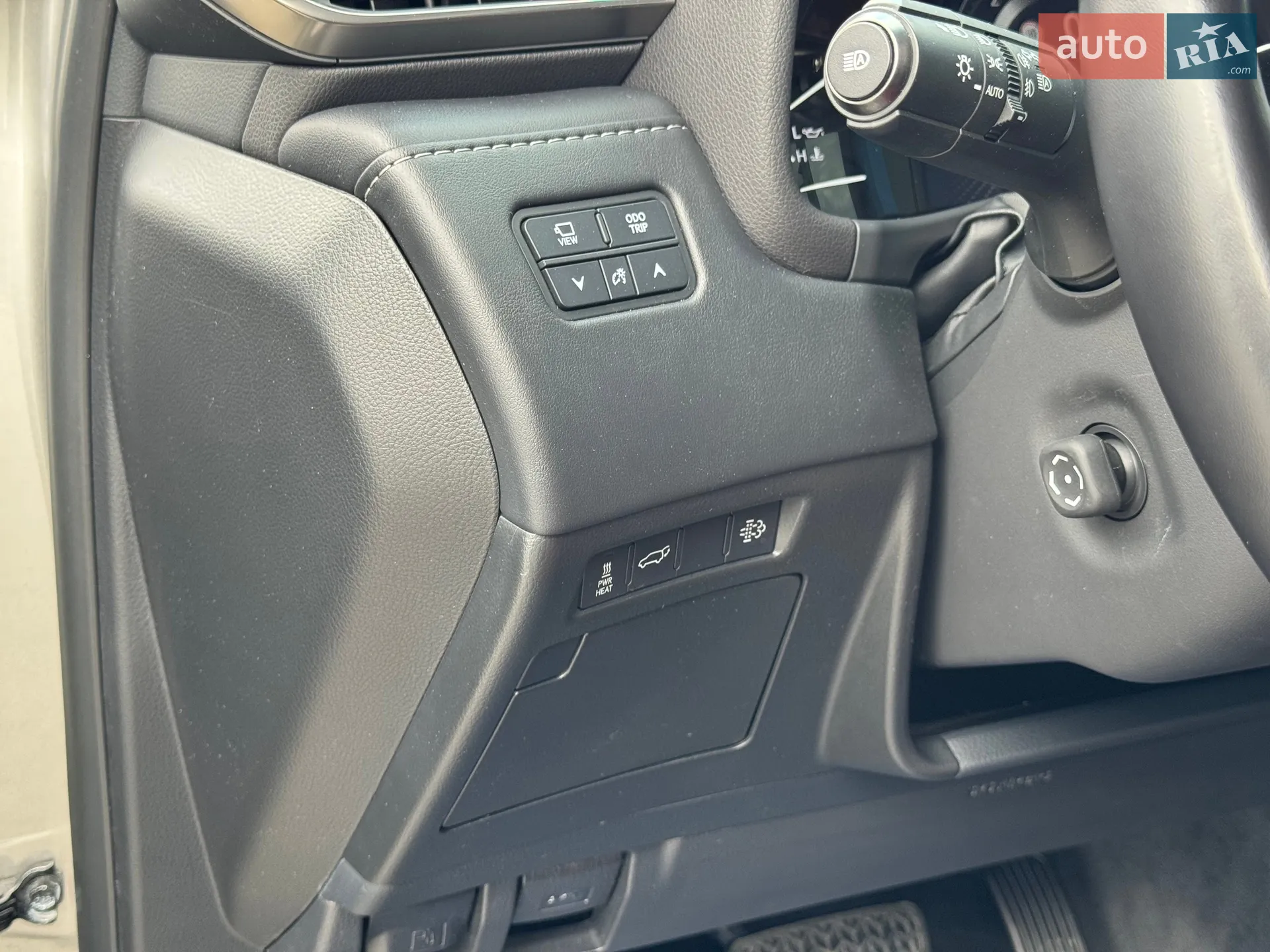 2022 Lexus LX - мініатюра 16
