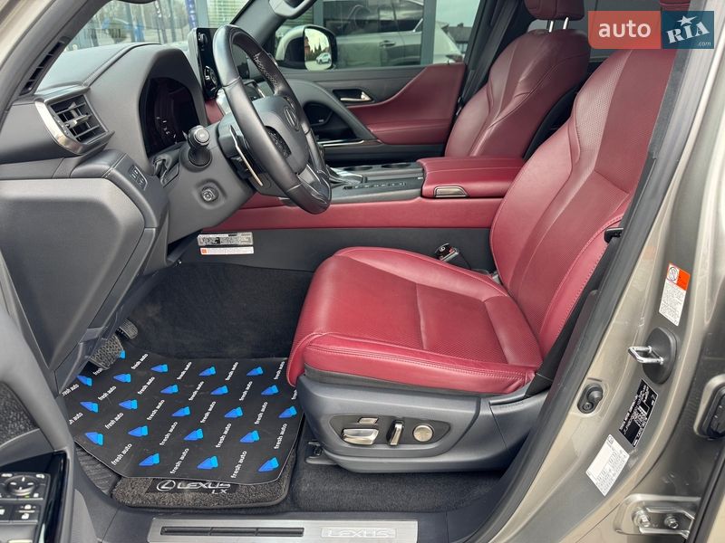 Внедорожник / Кроссовер Lexus LX 2022 в Ровно