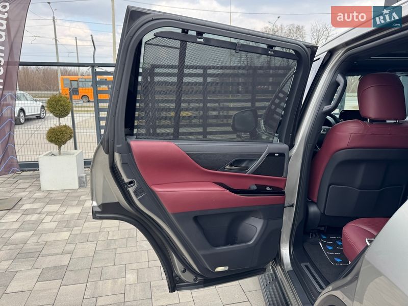 Внедорожник / Кроссовер Lexus LX 2022 в Ровно