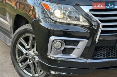 Внедорожник / Кроссовер Lexus LX 2013 в Киеве