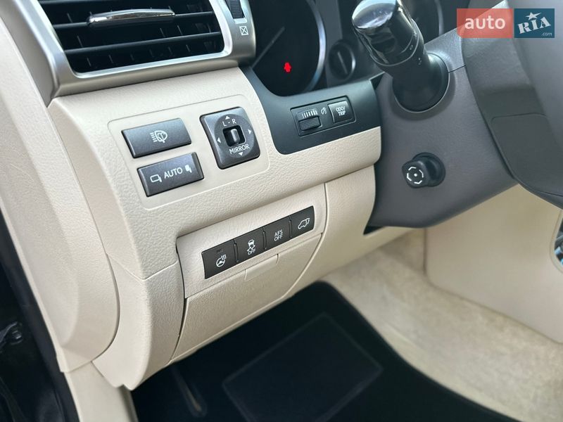 Внедорожник / Кроссовер Lexus LX 2013 в Киеве