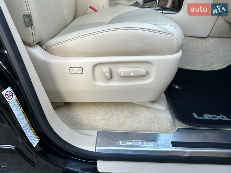 Внедорожник / Кроссовер Lexus LX 2013 в Киеве