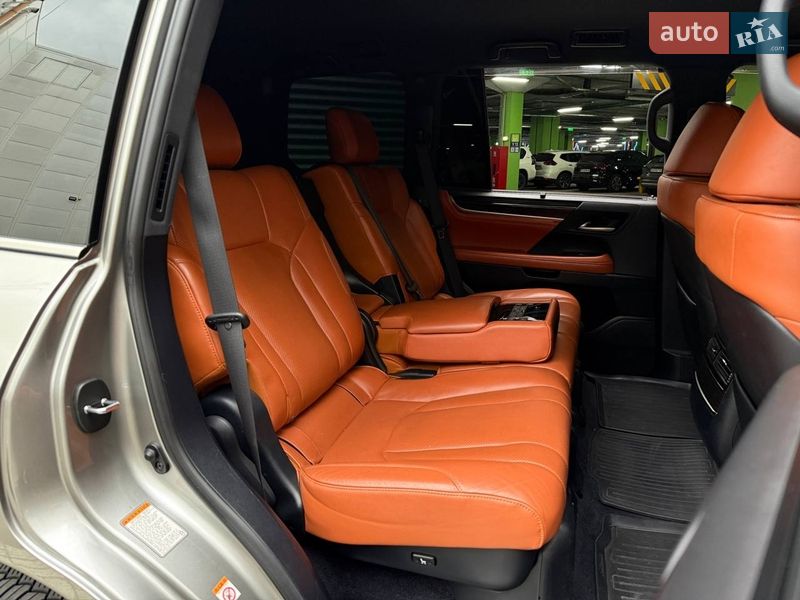 Внедорожник / Кроссовер Lexus LX 2017 в Киеве фото 13 Внедорожник / Кроссовер Lexus LX 2017 в Киеве