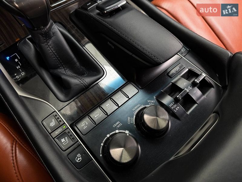 Внедорожник / Кроссовер Lexus LX 2017 в Киеве фото 24 Внедорожник / Кроссовер Lexus LX 2017 в Киеве