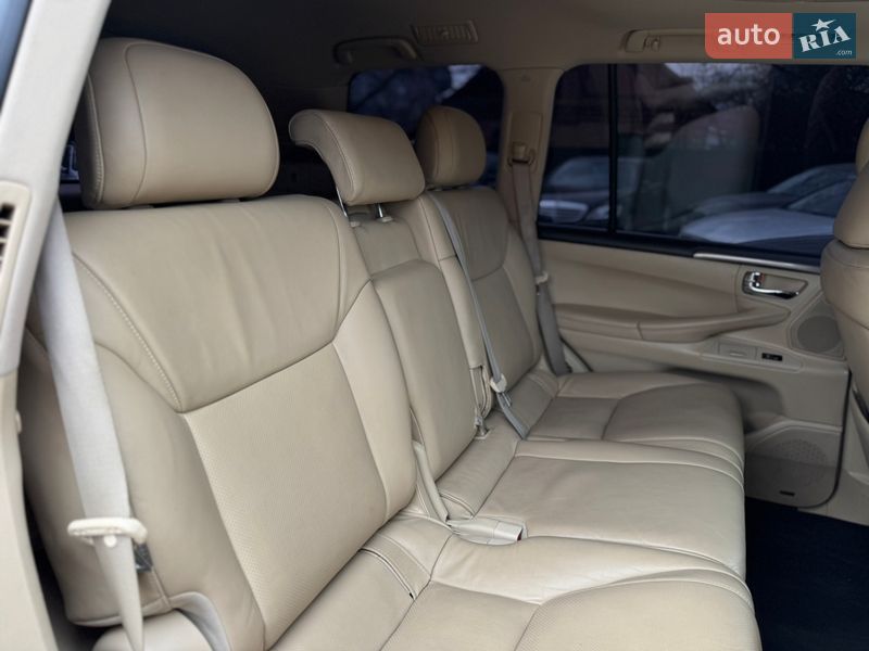 Внедорожник / Кроссовер Lexus LX 2010 в Бердичеве