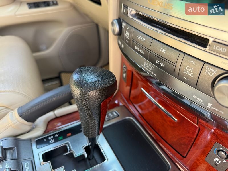 Внедорожник / Кроссовер Lexus LX 2008 в Днепре фото 26 Внедорожник / Кроссовер Lexus LX 2008 в Днепре