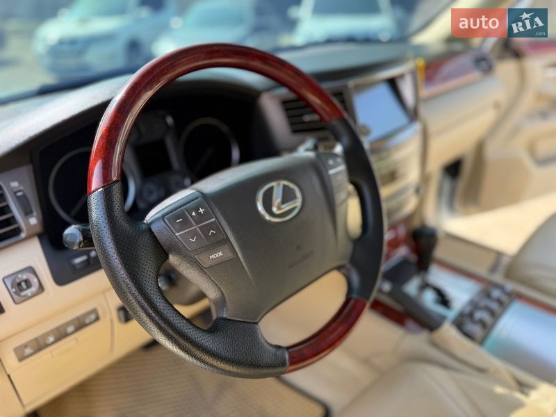 Внедорожник / Кроссовер Lexus LX 2008 в Днепре фото 31 Внедорожник / Кроссовер Lexus LX 2008 в Днепре
