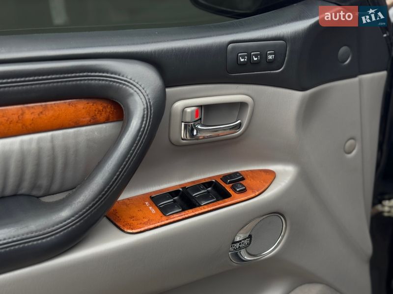 Внедорожник / Кроссовер Lexus LX 2004 в Бердичеве