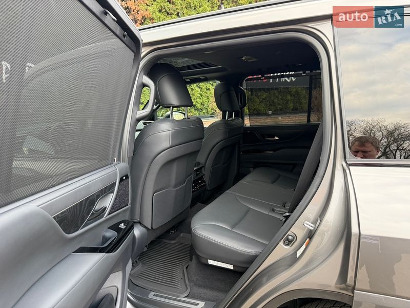Внедорожник / Кроссовер Lexus LX 2023 в Киеве