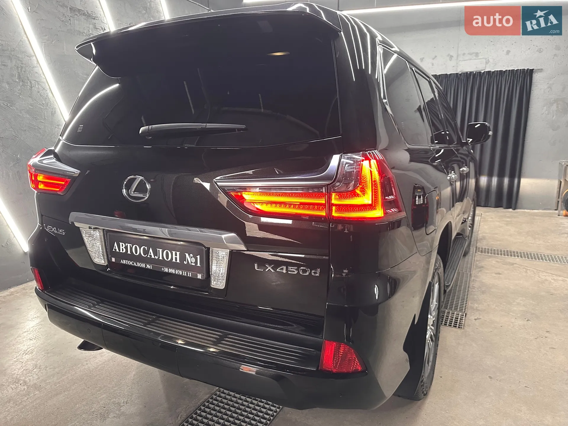 2016 Lexus LX - мініатюра 33