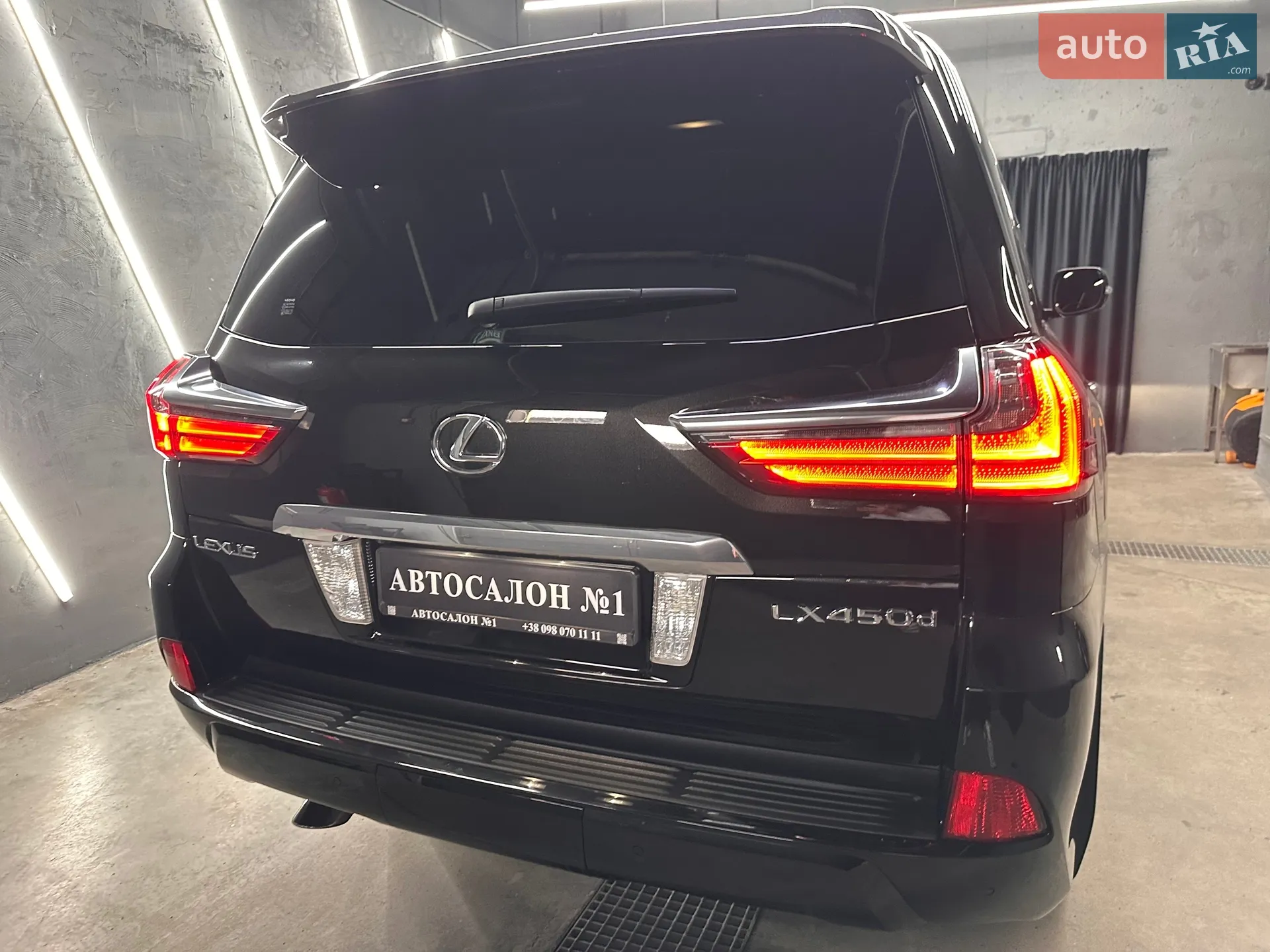 2016 Lexus LX - мініатюра 35