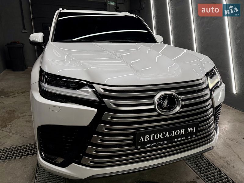 Внедорожник / Кроссовер Lexus LX 2022 в Киеве