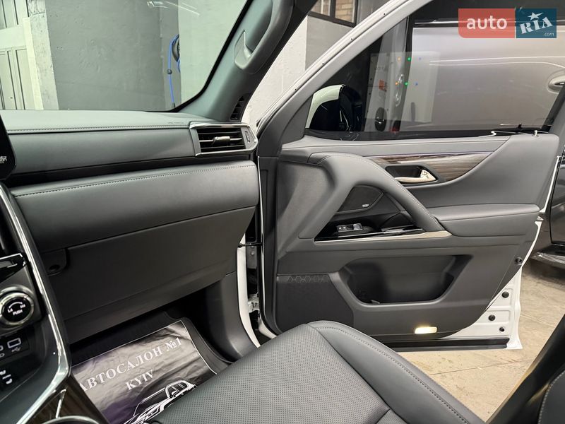 Внедорожник / Кроссовер Lexus LX 2022 в Киеве