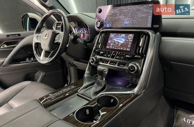 Внедорожник / Кроссовер Lexus LX 2022 в Киеве