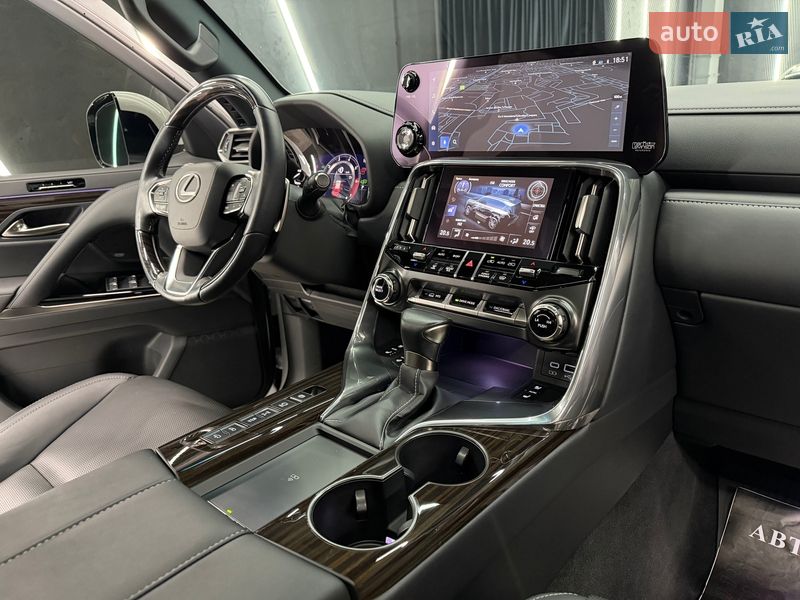 Внедорожник / Кроссовер Lexus LX 2022 в Киеве