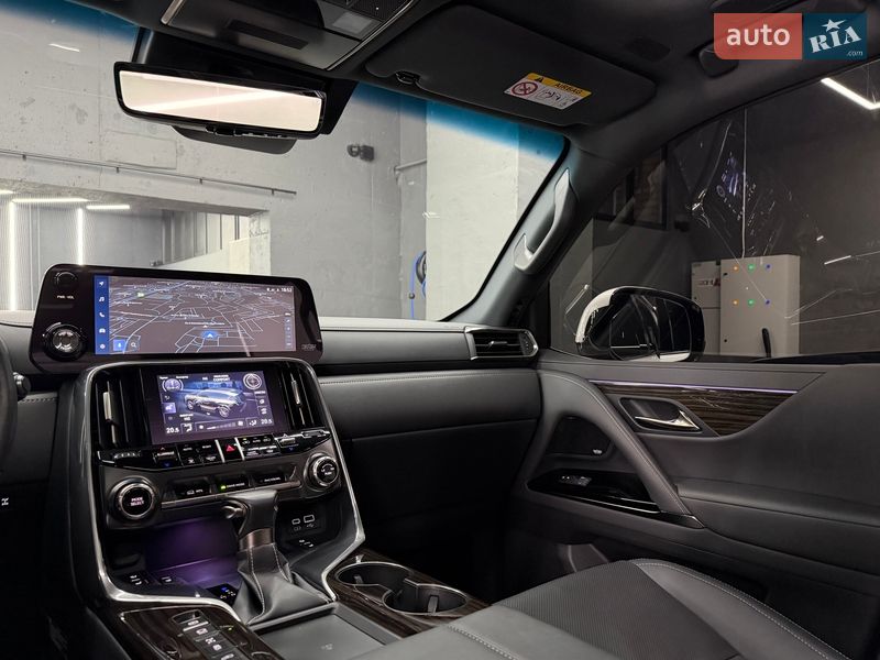 Внедорожник / Кроссовер Lexus LX 2022 в Киеве