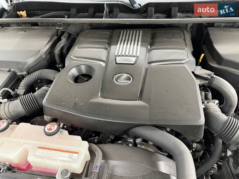 Внедорожник / Кроссовер Lexus LX 2022 в Киеве