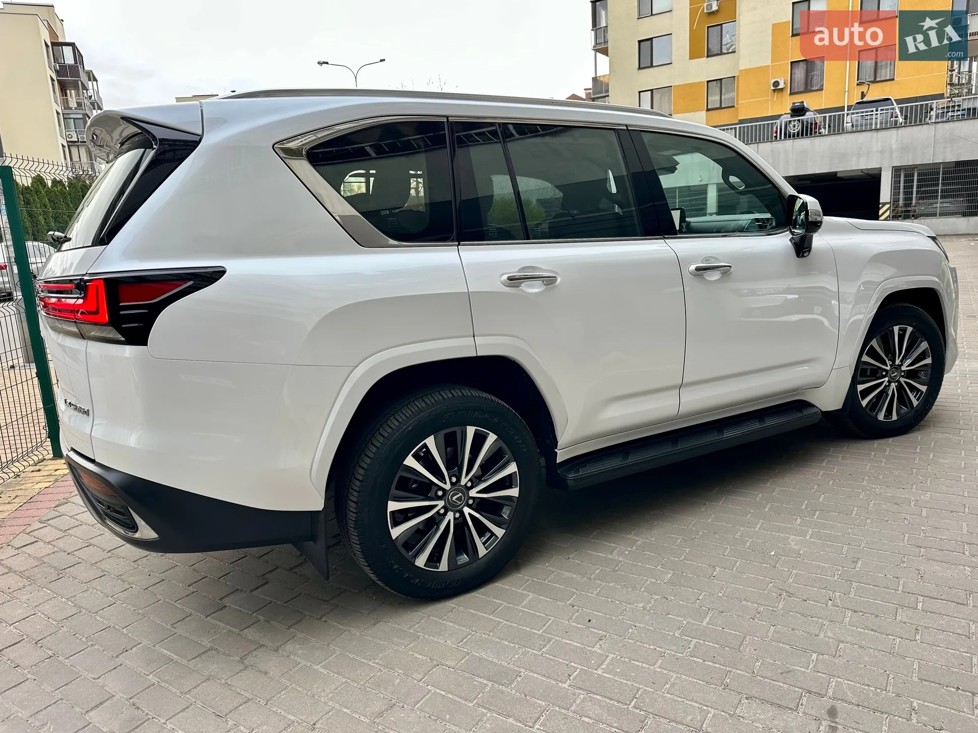 2022 Lexus LX - мініатюра 7