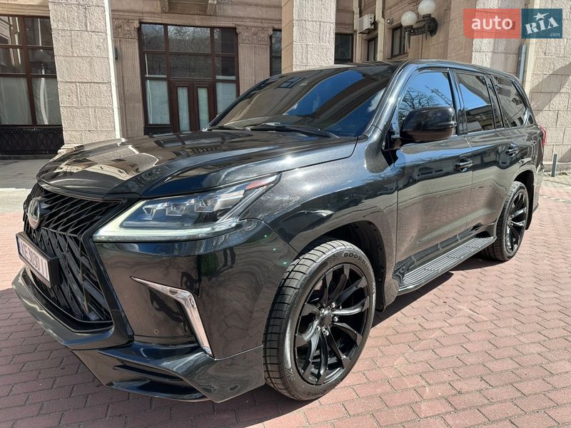 Lexus LX 2020