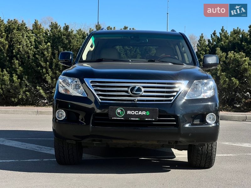 Внедорожник / Кроссовер Lexus LX 2011 в Киеве