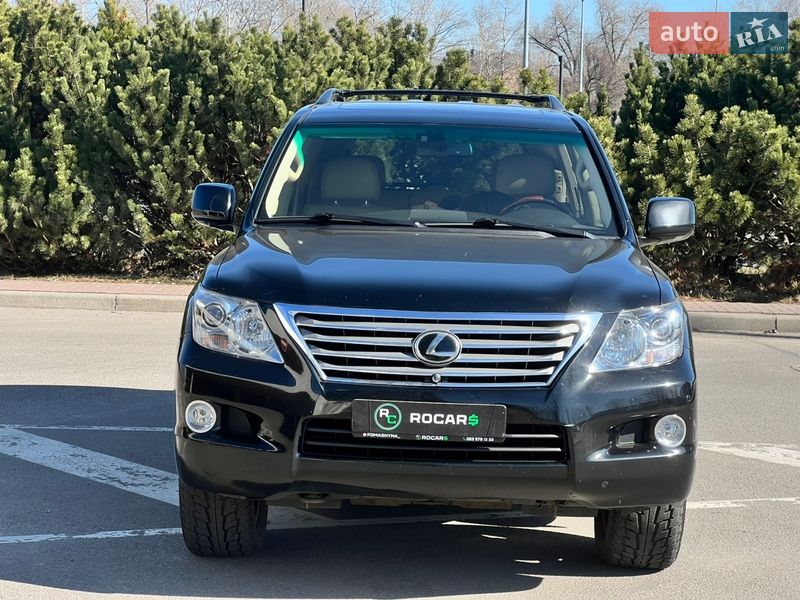 Внедорожник / Кроссовер Lexus LX 2011 в Киеве
