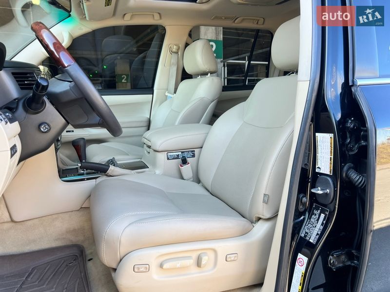 Внедорожник / Кроссовер Lexus LX 2011 в Киеве