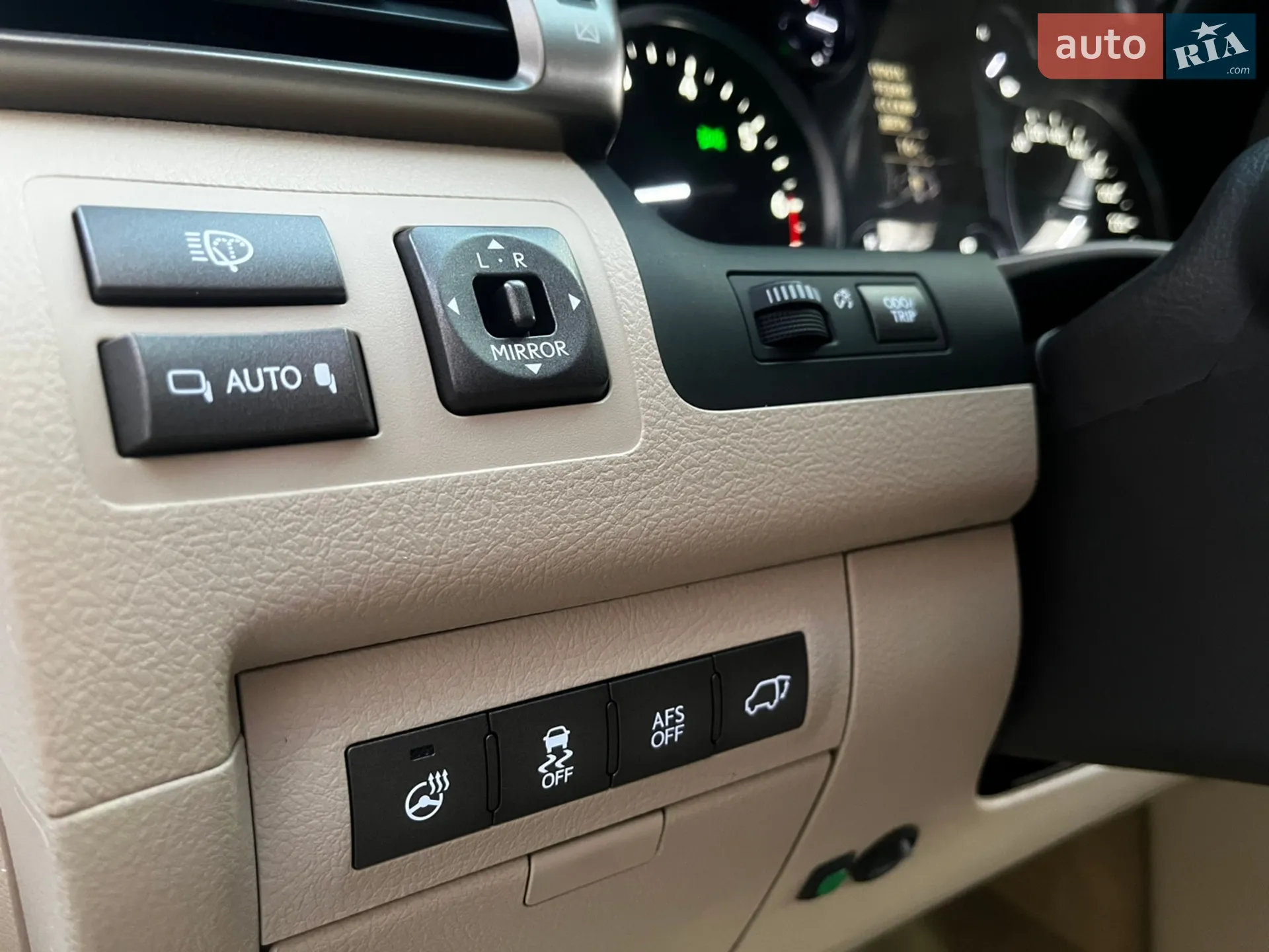 2010 Lexus LX - мініатюра 45