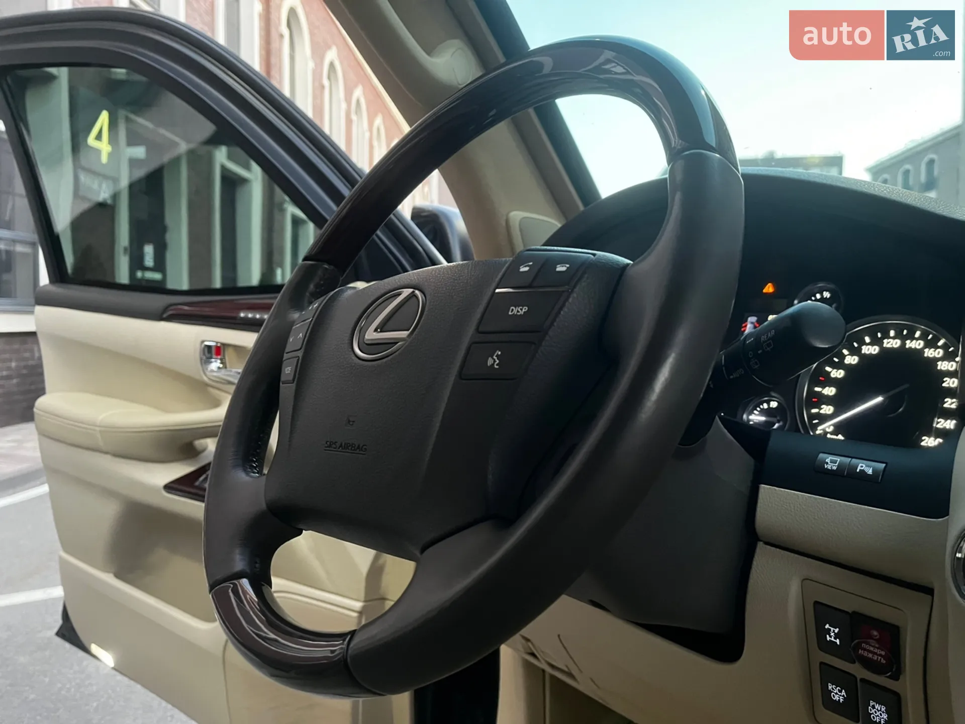 2010 Lexus LX - мініатюра 73