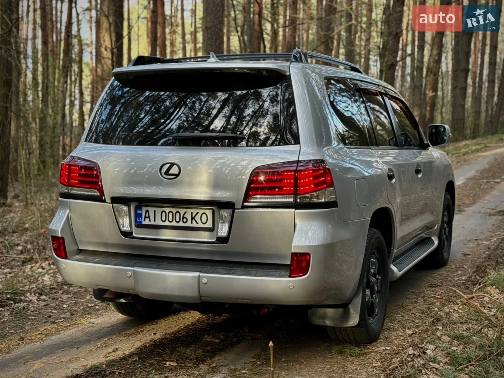 2011 Lexus LX - мініатюра 9