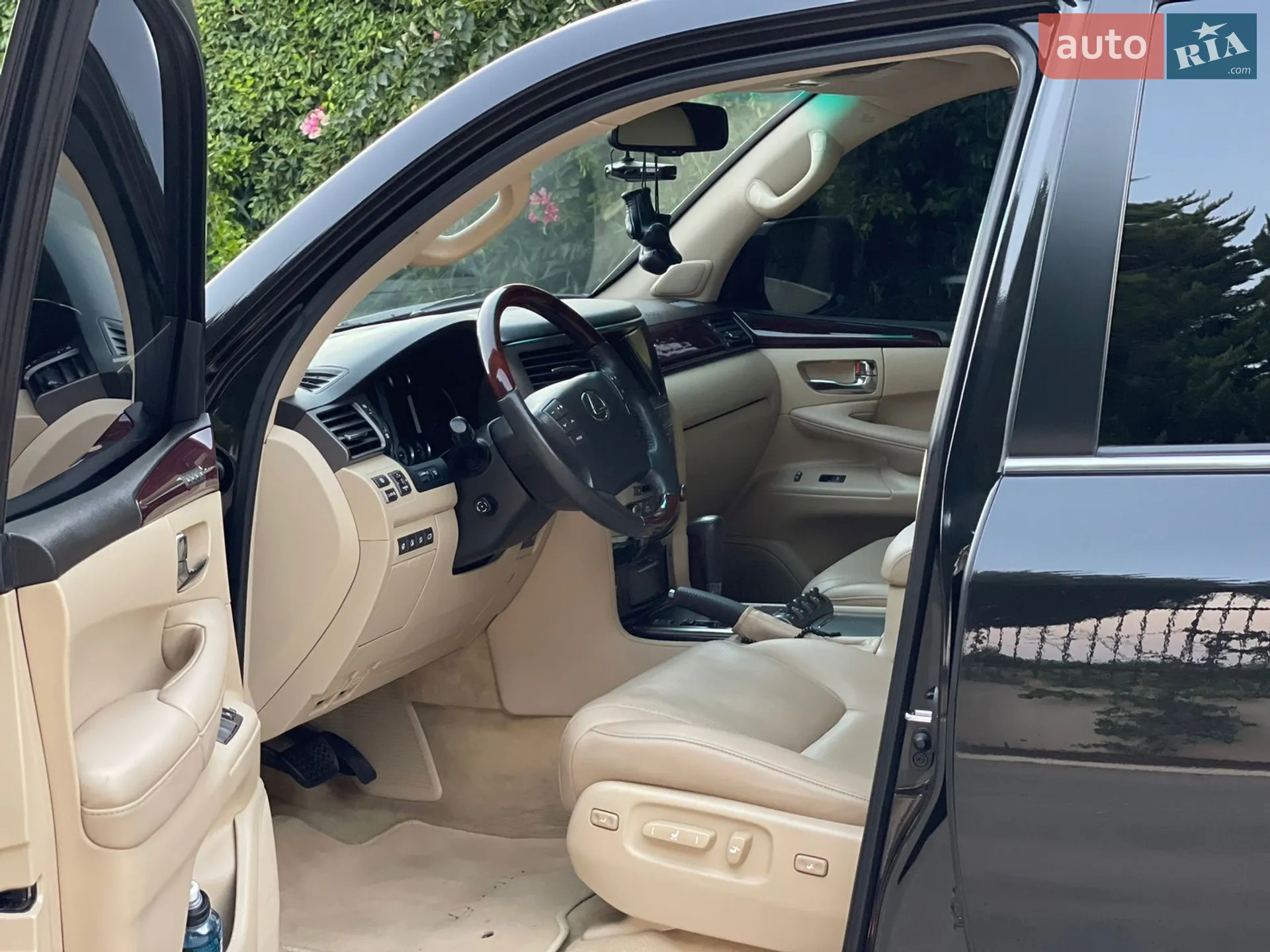 2011 Lexus LX - мініатюра 14