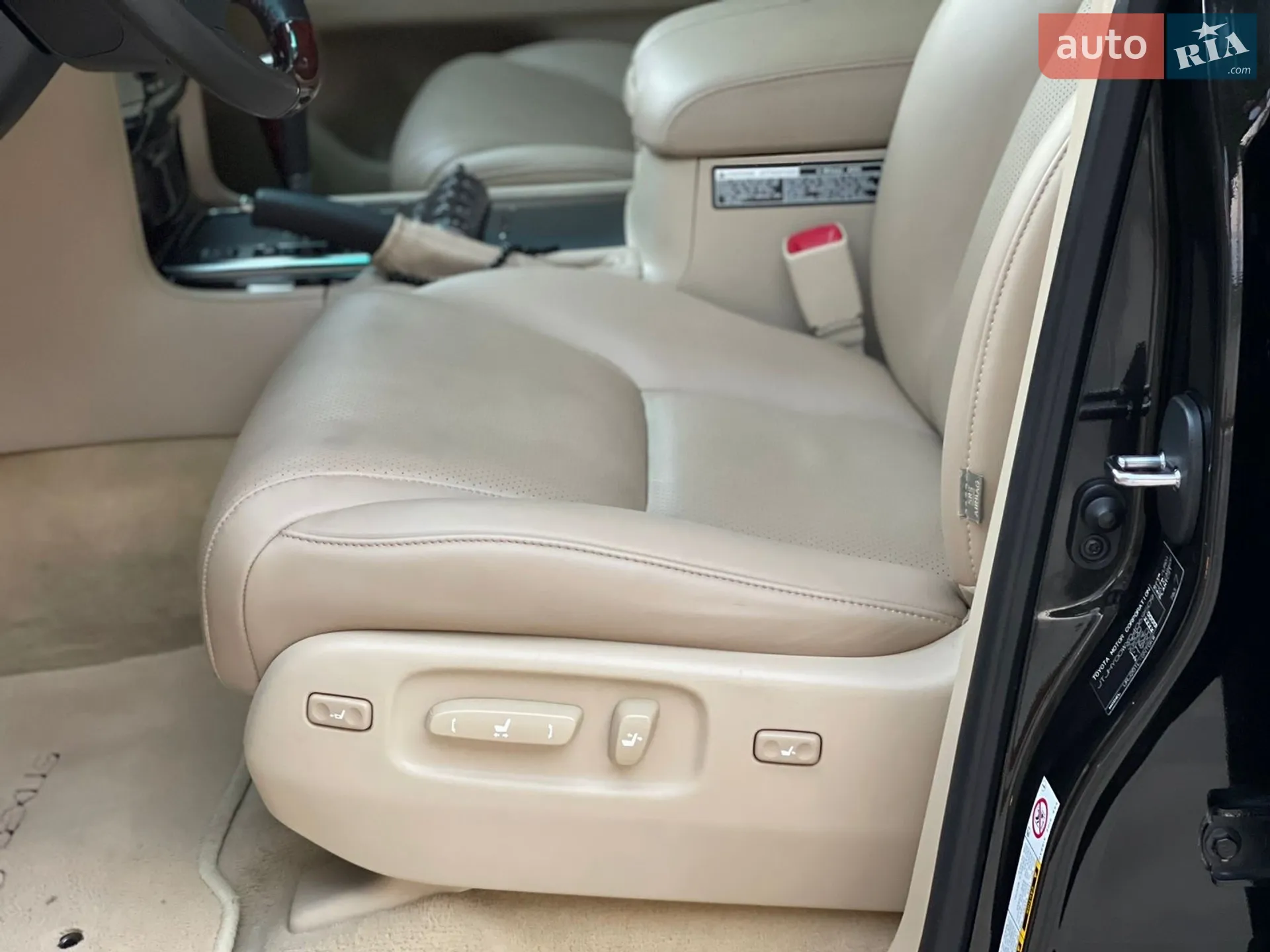2011 Lexus LX - мініатюра 17