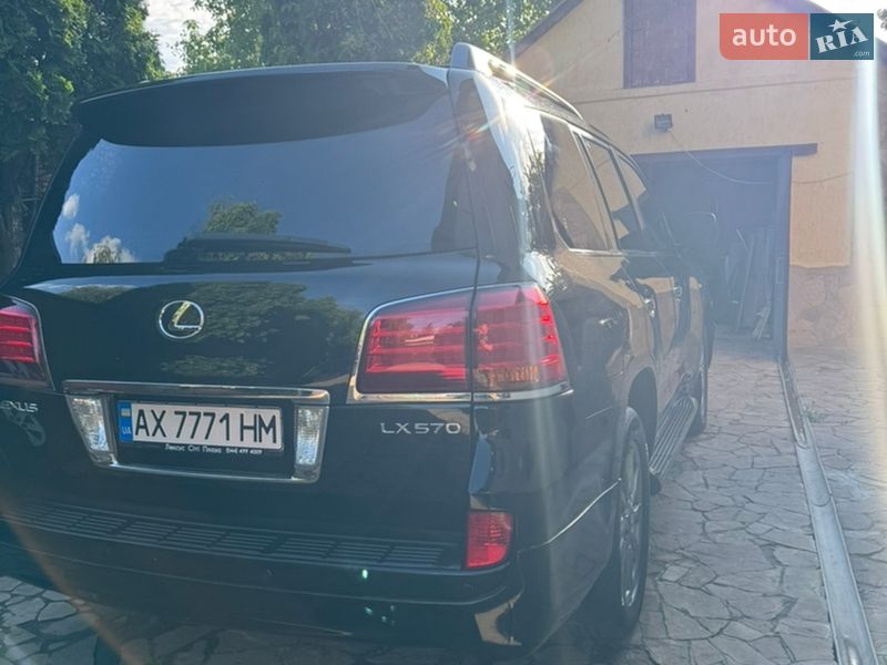 Внедорожник / Кроссовер Lexus LX 2011 в Харькове